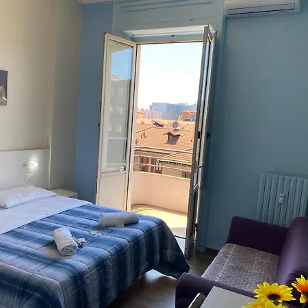 ケネディ ホテル *