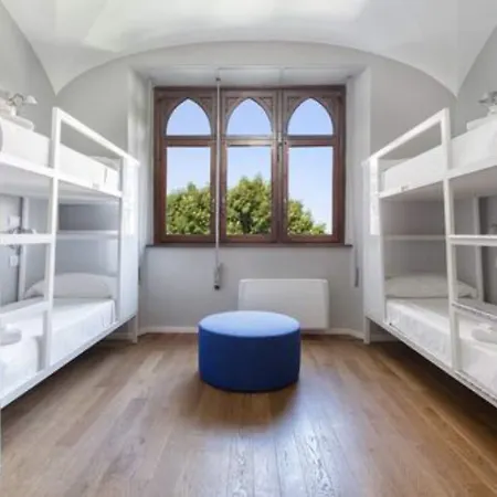 Hotel Babila & Bistrot Milan