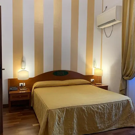 Bogart 2 Hotel 3*