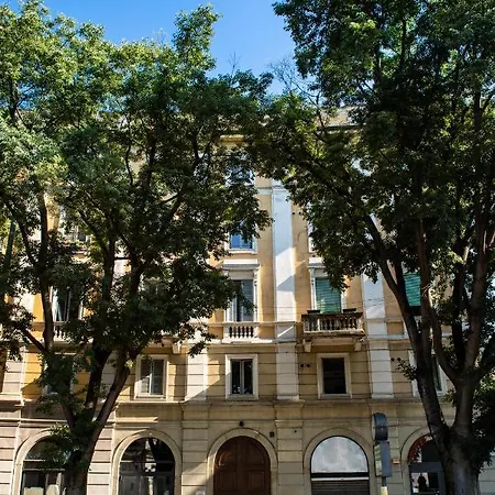 Madeleine - Arco Della Pace Milaan