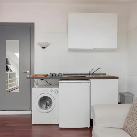아파트 2 Bedroom Apt - Duomo 3 밀라노