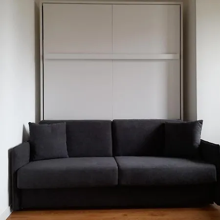 Flat In Milano, Porta Romana Apartment *