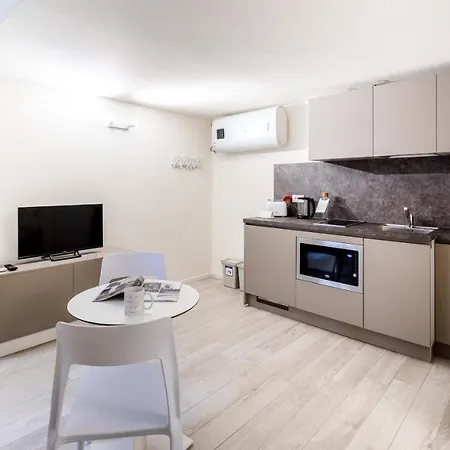 Apartment Italianway Milan