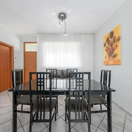 Casa Da Evenka アパート ミラノ