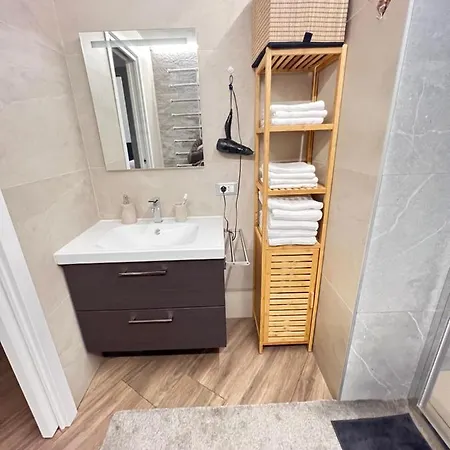 Monem's House Portello アパート *