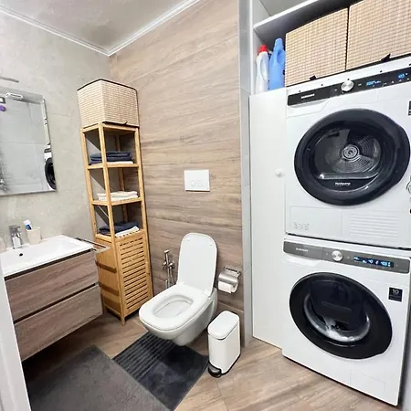 Monem's House Portello *