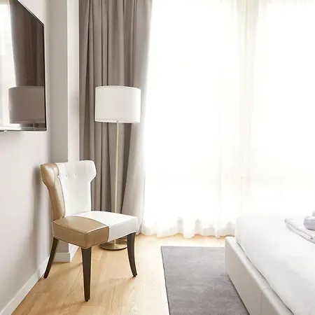 Prestige Boutique -piazza Duomo Milaan