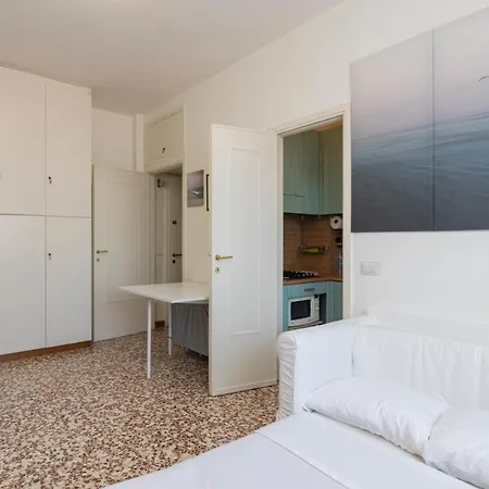 Bordighera - Vicino Iulm / Naba - Wifi A.c. Milano