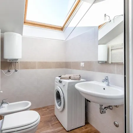 Daire Alessia's Flat - Affori Milano