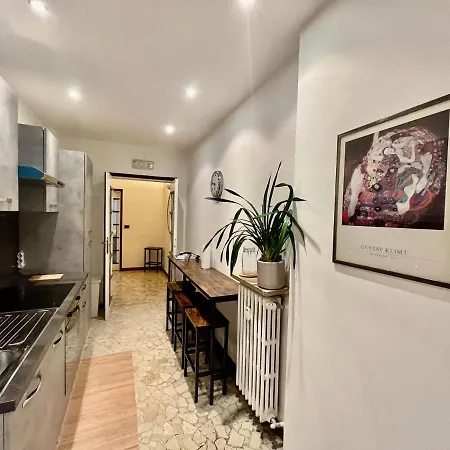 Central Apartment Apartment