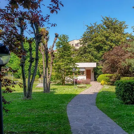 Altido Superb Flat In Porta Romana Apartment Mailand