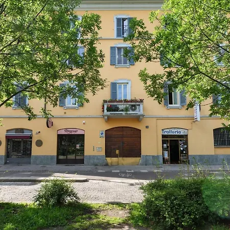 Primopiano - De Castillia 20 * Milánó