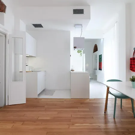 Apartman Primopiano - De Castillia 20 *