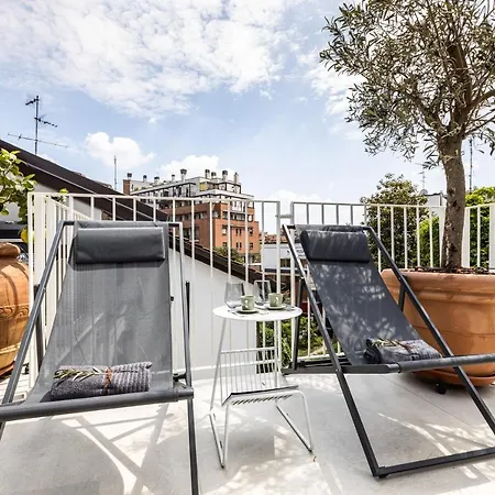 Holiday home *villa Olivo*with Private Terrace & Jacuzzi + 3bedrooms