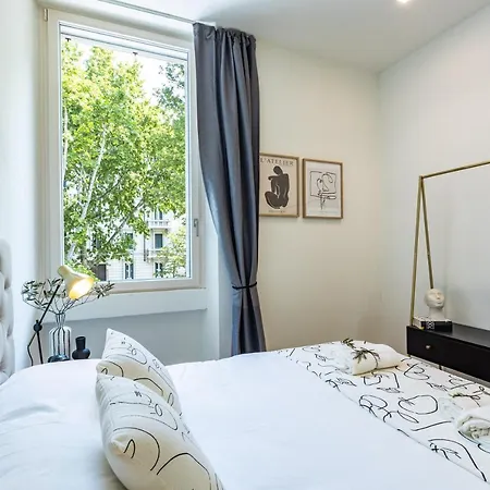 *villa Olivo*with Private Terrace & Jacuzzi + 3bedrooms * Milan