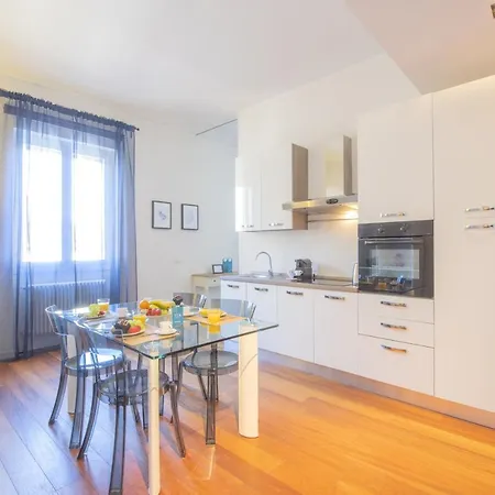 Sweett- Mentana Apartment
