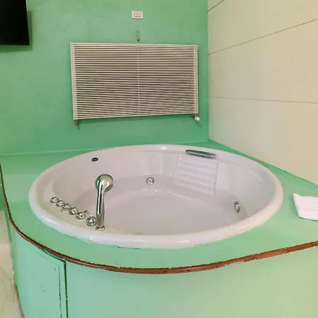 Prestige Boutique Homes - Garden & Pool * Milão