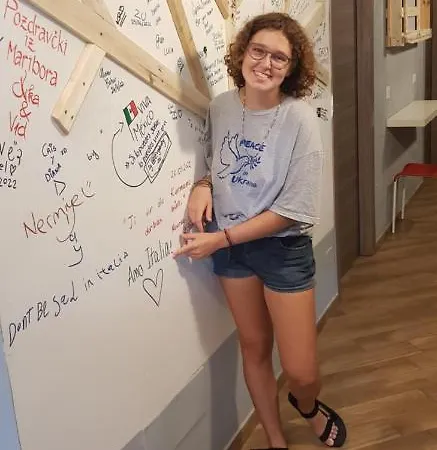 ホステル Gloria *