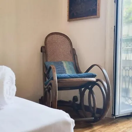 Joivy Vintage And Gorgeous 2-bed Flat Near Sforzesco Castle Διαμέρισμα *