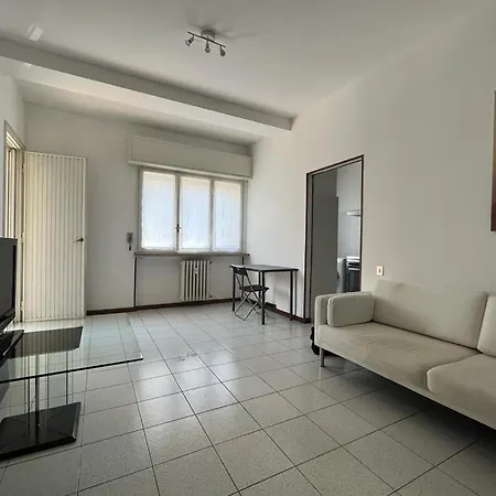 Suitelowcost Giambellino Apartment Milan