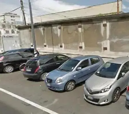 Konukevi Floris Milano