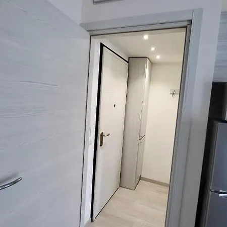 Apartmán Fondazione Prada Metro Corvetto Splendido Monolocale Ristrutturato Ben Arredato Milán