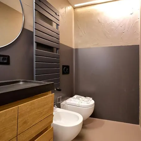 아파트 Lancetti Stylish Loft *