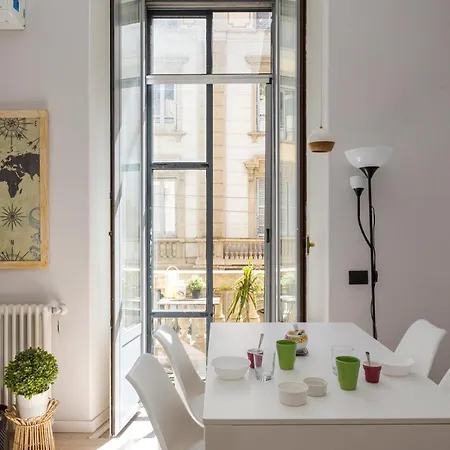 Lovely & Modern In China Town Area - Via Rosmini * Milano