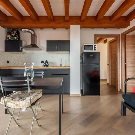 Amazing Flat With A View And Terrace On Navigli By Easylife Apartamento Milán