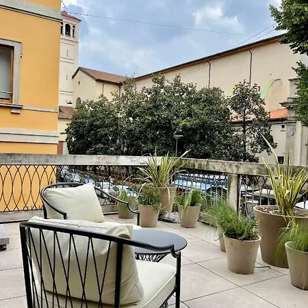 Ca Bela - Moscova * Milaan