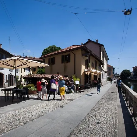 Antico Borgo Apartment *