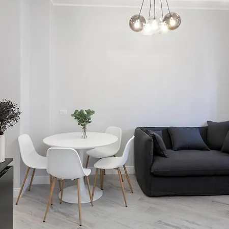 Bnbutler - Pergolesi, 6 - Accogliente E Moderno A Due Passi Da Tutto Apartment *