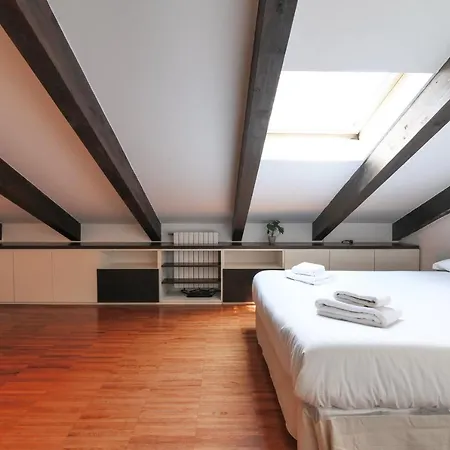 Apartamento Primopiano - Alzaia Milão