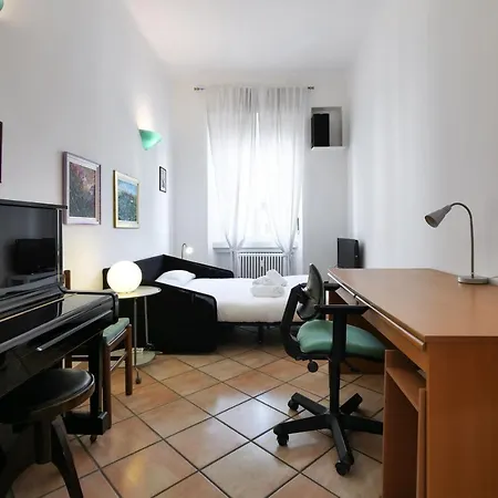Primopiano - Lambrate Apartamento *