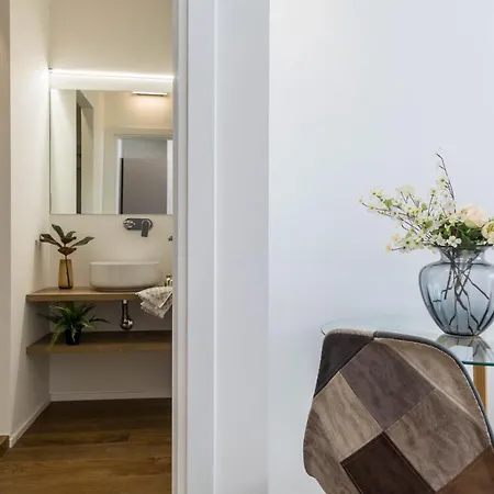 Hostmate - - Disciplini - Duomo Appartement