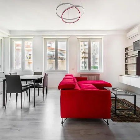 Guesthost - Garibaldi & Gae Aulenti Modern With Private Parking! Apartment Milan