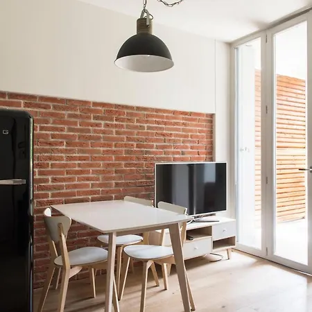 Appartamento Youhosty - Monviso 32 Milano