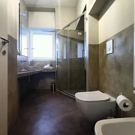 Game House In The Center Mailand
