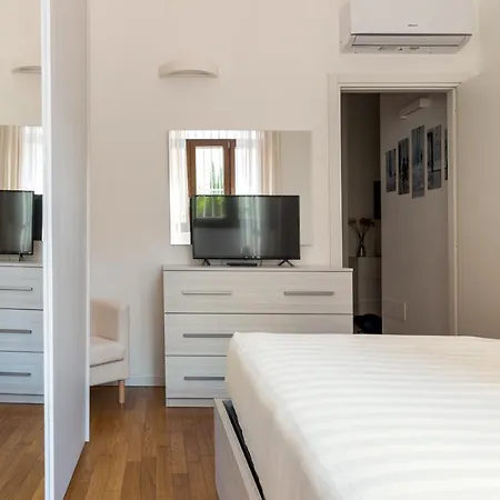 Duomo - Diaz Apartmán *