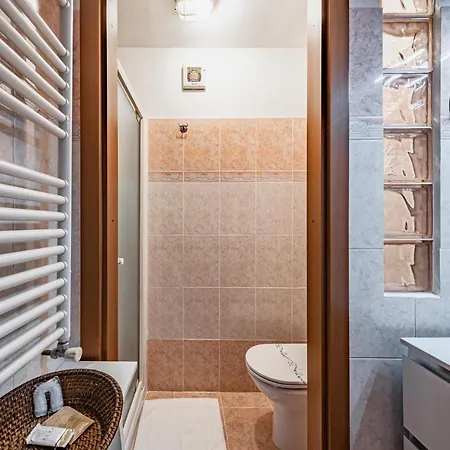 Milano, La Casetta Di Beatrice - By Host4u Appartement