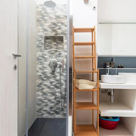 Cozy Near Station * Mediolan