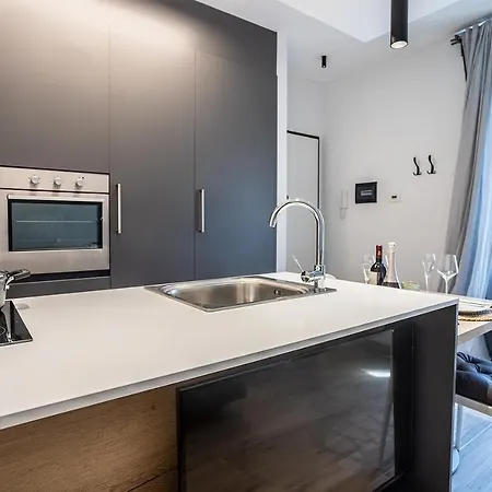 2 Centro Milano,duomo,navigli מילאנו