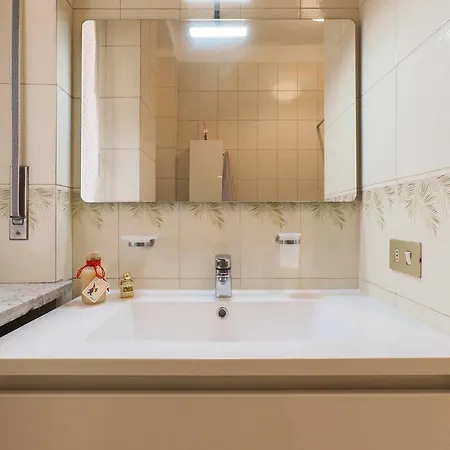 Apartamento Mba24 Charming Close To Metro Fieracitylife