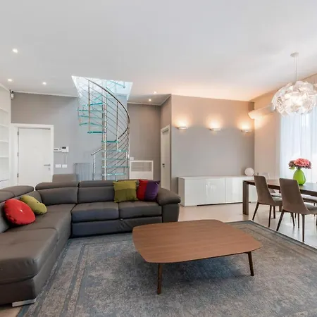 Easylife - Wonderful Penthouse With Terrace A Few Steps From The Duomo Apartment Milan