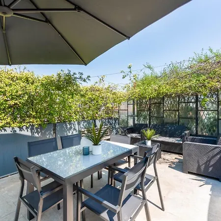Easylife - Wonderful Penthouse With Terrace A Few Steps From The Duomo Apartment