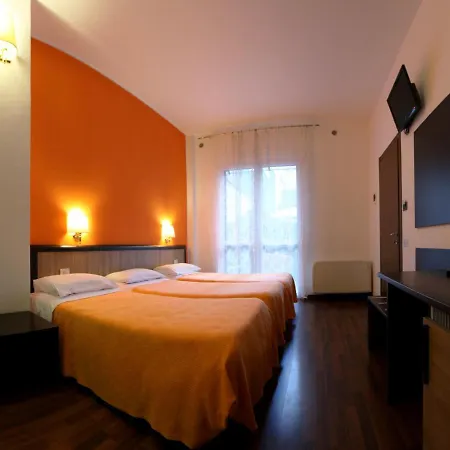 Lux Durante Ξενοδοχείο 2*