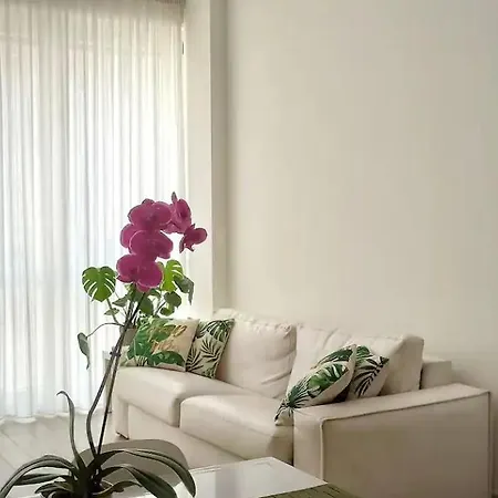 Duomo Cathedral Apartment Milan