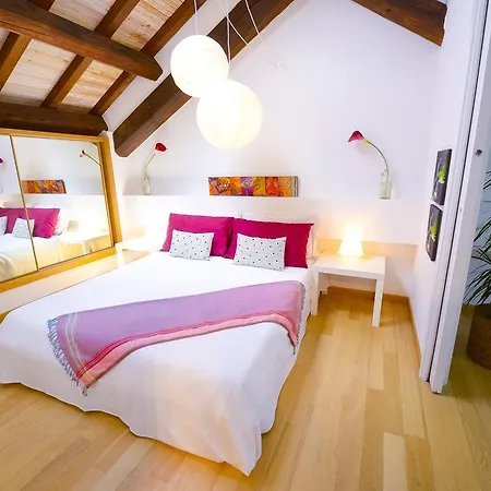 Appartement Via Breda 120 *