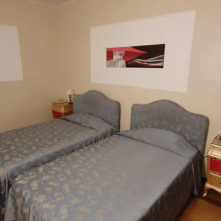 Hotell Admiral 4*