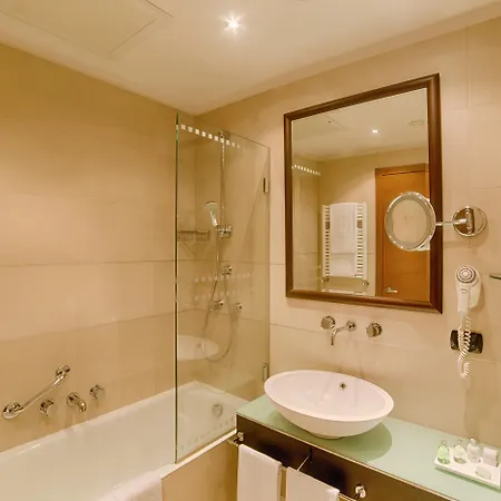 Hotel Nh Milano 2 4*